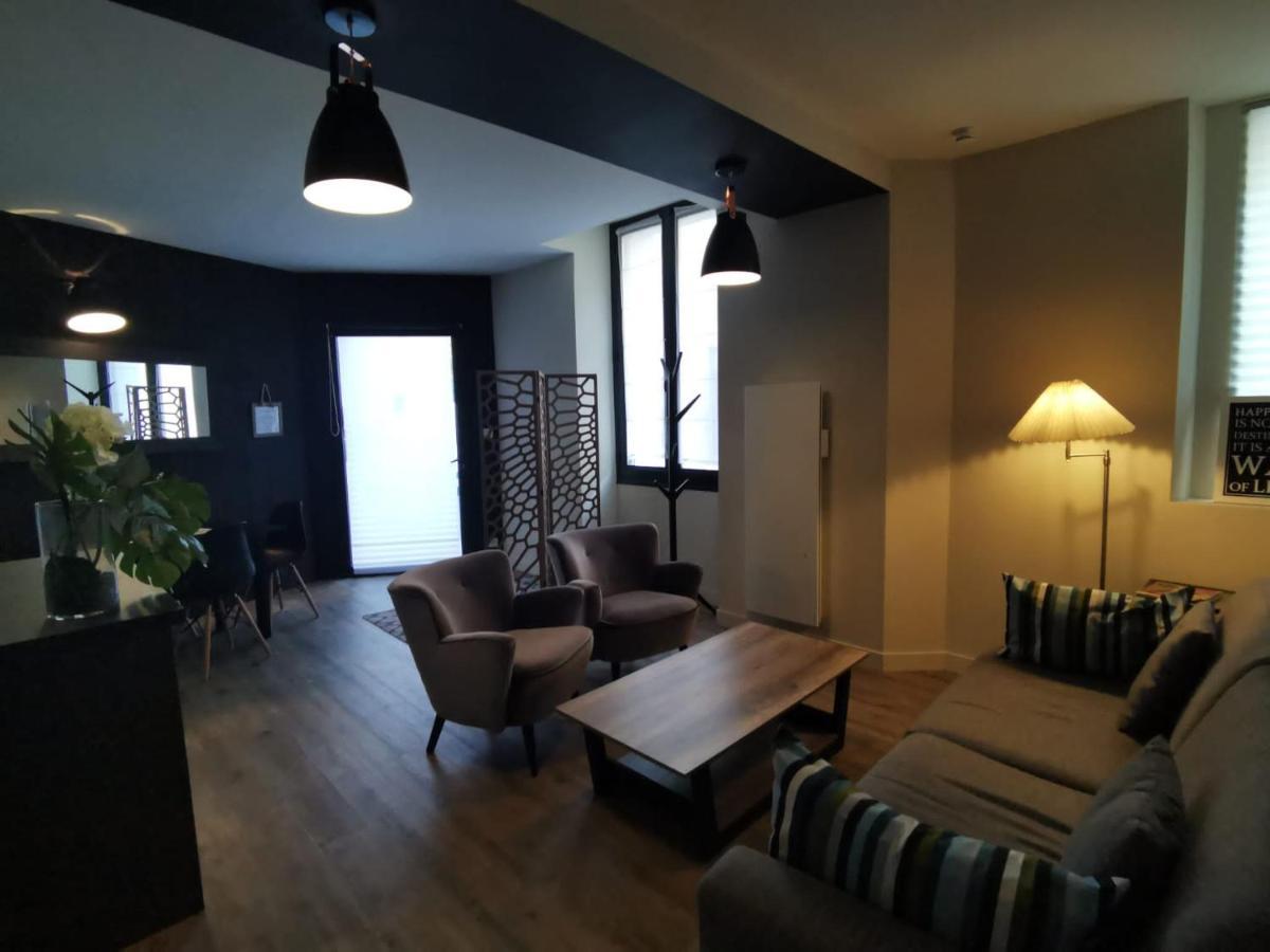 Apartament Au Saint Martin Cholet Zewnętrze zdjęcie